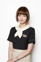 玉城ティナ扮する大前ゆかり。