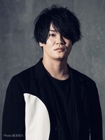 オルガ・イツカ役の細谷佳正。