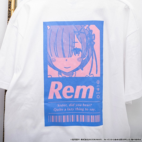 レムのTシャツの背面。