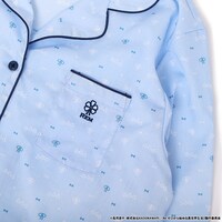 レムのルームウェアの胸元。