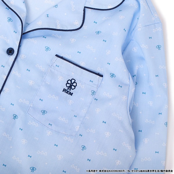 レムのルームウェアの胸元。