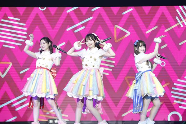 左から太陽ペッパー役の山下七海、真中のん役の田中美海、月川ちり役の大森日雅。
