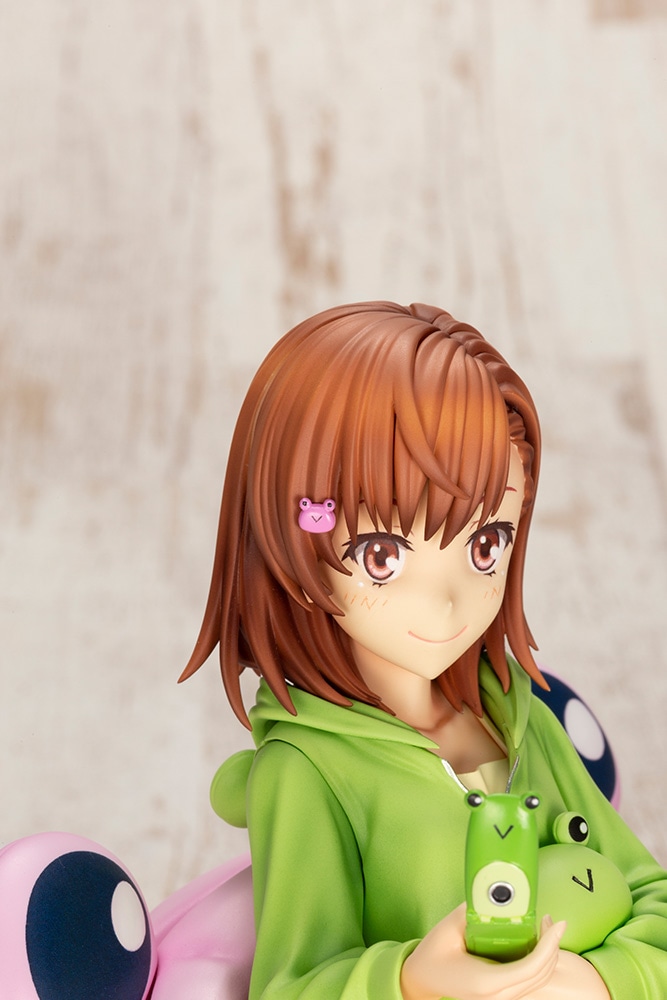 「御坂美琴ゲコ太まみれver.」豪華版の頭部パーツを付けた姿。