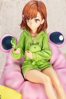 「御坂美琴ゲコ太まみれver.」豪華版の頭部パーツを付けた姿。