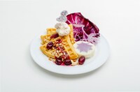 「おんぷのワッフル 〜グレープ&マスカルポーネ添え〜」