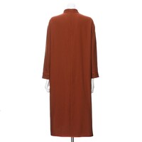 中国モデルのワンピース。