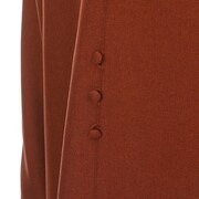 中国モデルのワンピース。