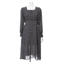 フランスモデルのワンピース。