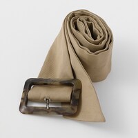 イタリアモデルのワンピース。