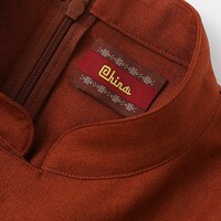 中国モデルのワンピース。