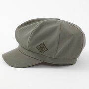 イギリスモデルの帽子。