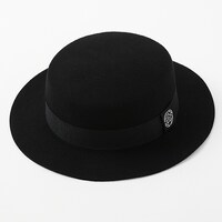 日本モデルの帽子。