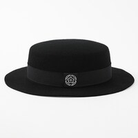 日本モデルの帽子。