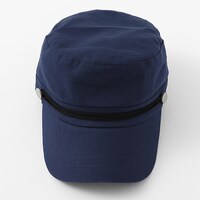 ドイツモデルの帽子。