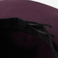 フランスモデルの帽子。