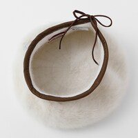 ロシアモデルの帽子。