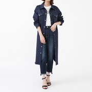 ドイツモデルのワンピースの着用イメージ。