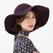 フランスモデルの帽子の着用イメージ。