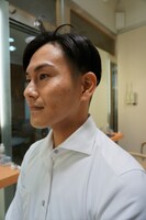 “リアルかりあげクンカット”になったモデル。