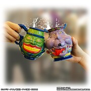 「強欲な壺マグカップ＆貪欲な壺湯呑」の使用イメージ。