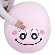 「在宅デュエリストをダメにするマシュマロンクッション」の使用イメージ。