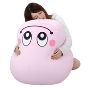 「在宅デュエリストをダメにするマシュマロンクッション」の使用イメージ。