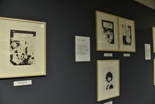 「中村明日美子20年展」の様子。