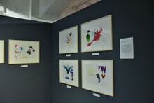 「中村明日美子20年展」の様子。