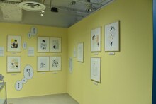 「中村明日美子20年展」の様子。