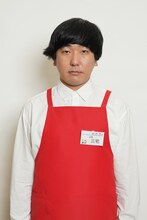 本多力演じる三宅亮。