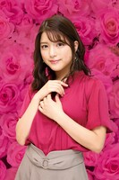 川島海荷扮する藤原花。