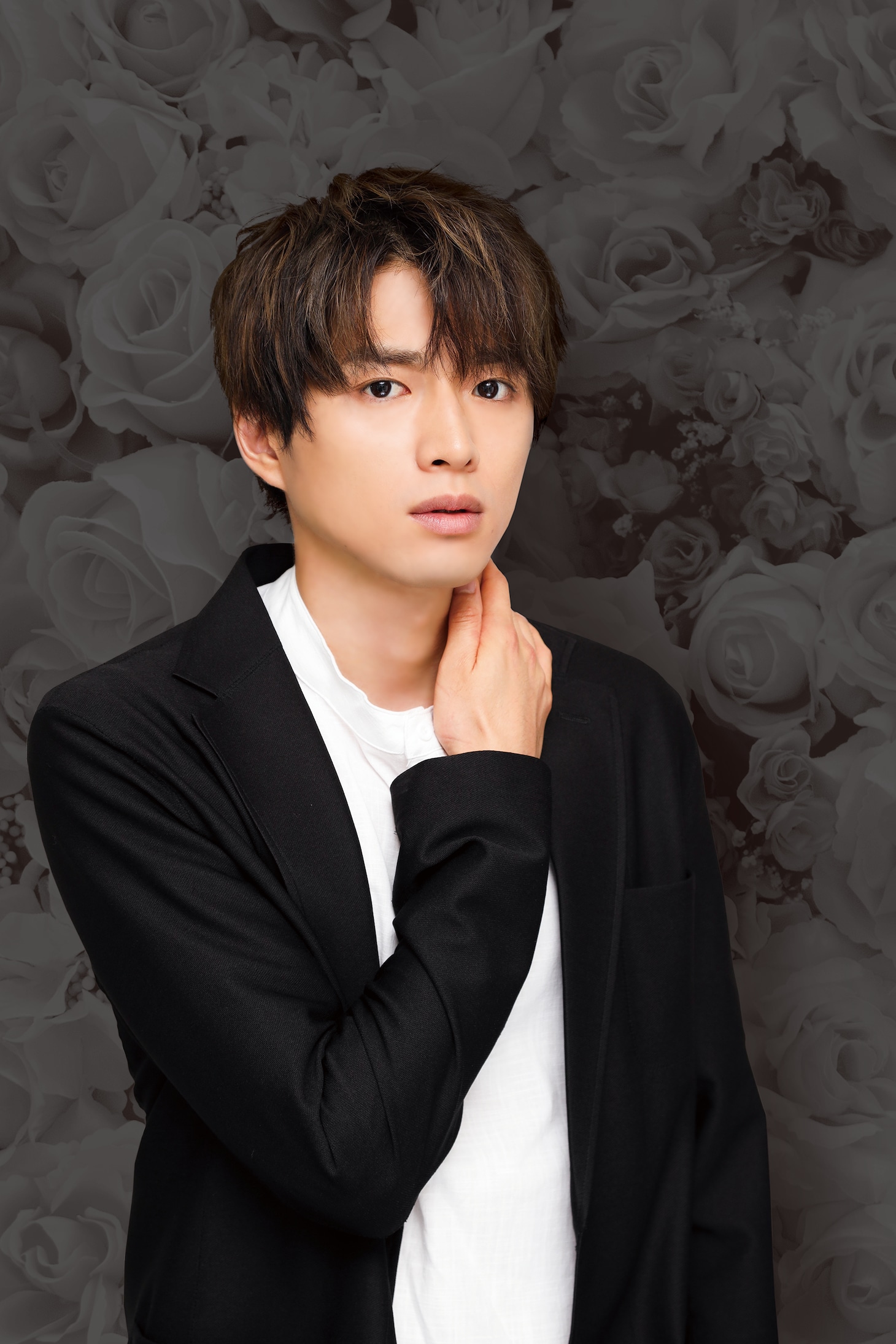 白洲迅扮する成田洋介。