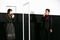 舞台挨拶の様子。