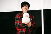 土屋神葉とオスシちゃん。