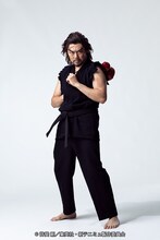 岸祐二扮する三船入道。