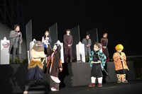 ホワホワする伊之助。