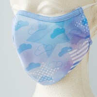 「おそ松さん 洗えるマスク」よりカラ松モデル。