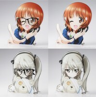 上段から「みほが100倍可愛くなるメガネ置き」「愛里寿が100倍可愛くなるメガネ置き」