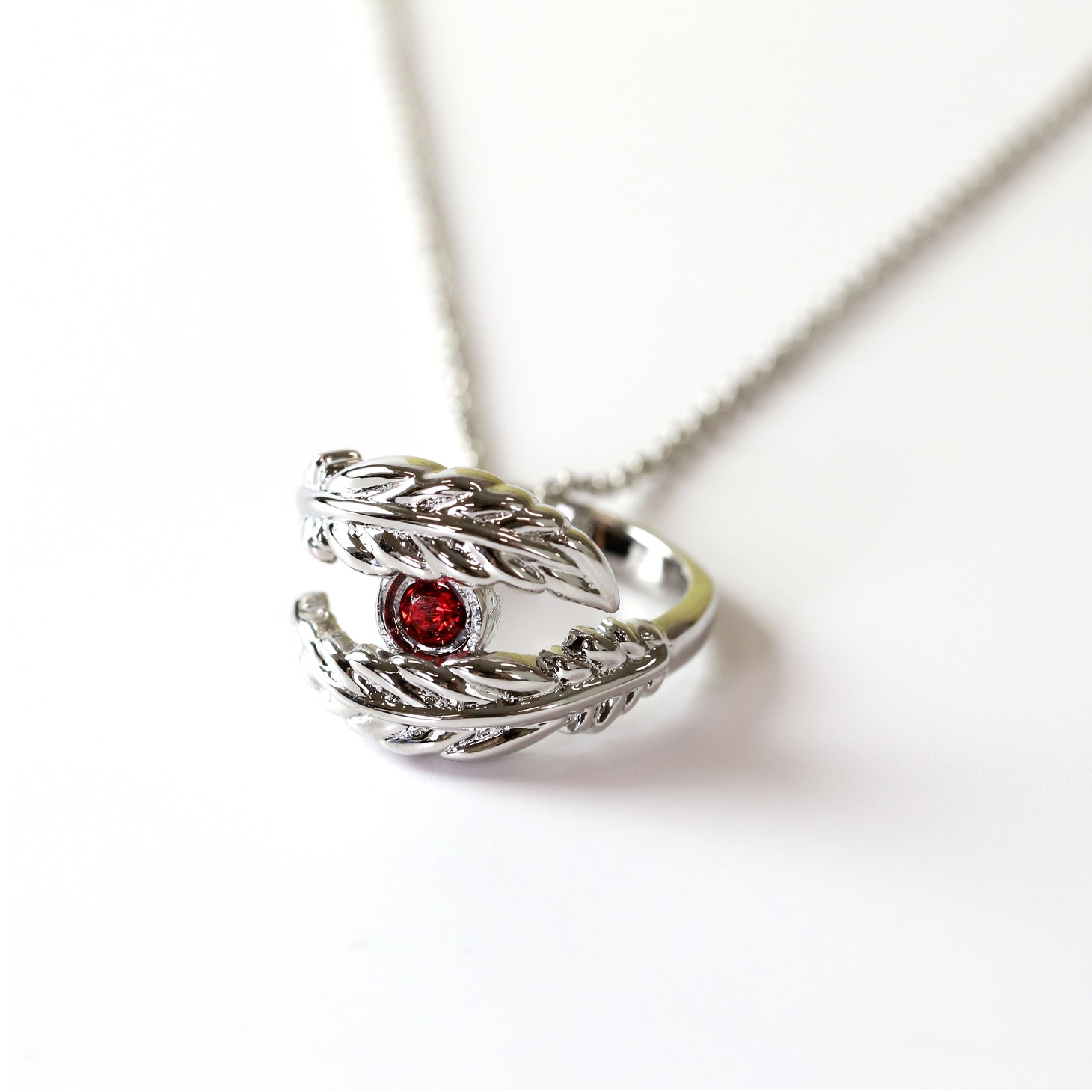 「ネックレス ホークス」