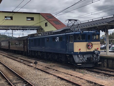 コラボ仕様の「SLぐんま よこかわ」。（JR東日本提供）