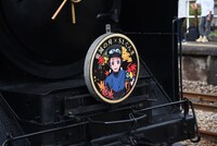 コラボ仕様の「SLぐんま よこかわ」。