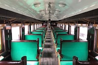 コラボ仕様の「SLぐんま よこかわ」車内の様子。（JR東日本提供）