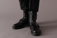 ブーツの着用イメージ。
