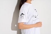 「毎日たのしいTシャツ 犬くんと猫さま」の着用イメージ。