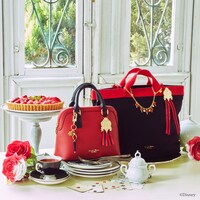 ハーツラビュル寮をイメージしたショルダーバッグとトートバッグ。