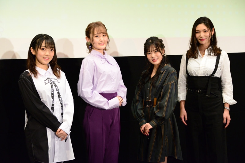 左から愛本りんく役の西尾夕香、犬寄しのぶ役の高木美佑、清水絵空役の倉知玲鳳、 姫神紗乃役のRaychell。