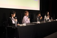 左から愛本りんく役の西尾夕香、犬寄しのぶ役の高木美佑、清水絵空役の倉知玲鳳、 姫神紗乃役のRaychell。