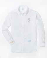 刺繍したシャツの例。