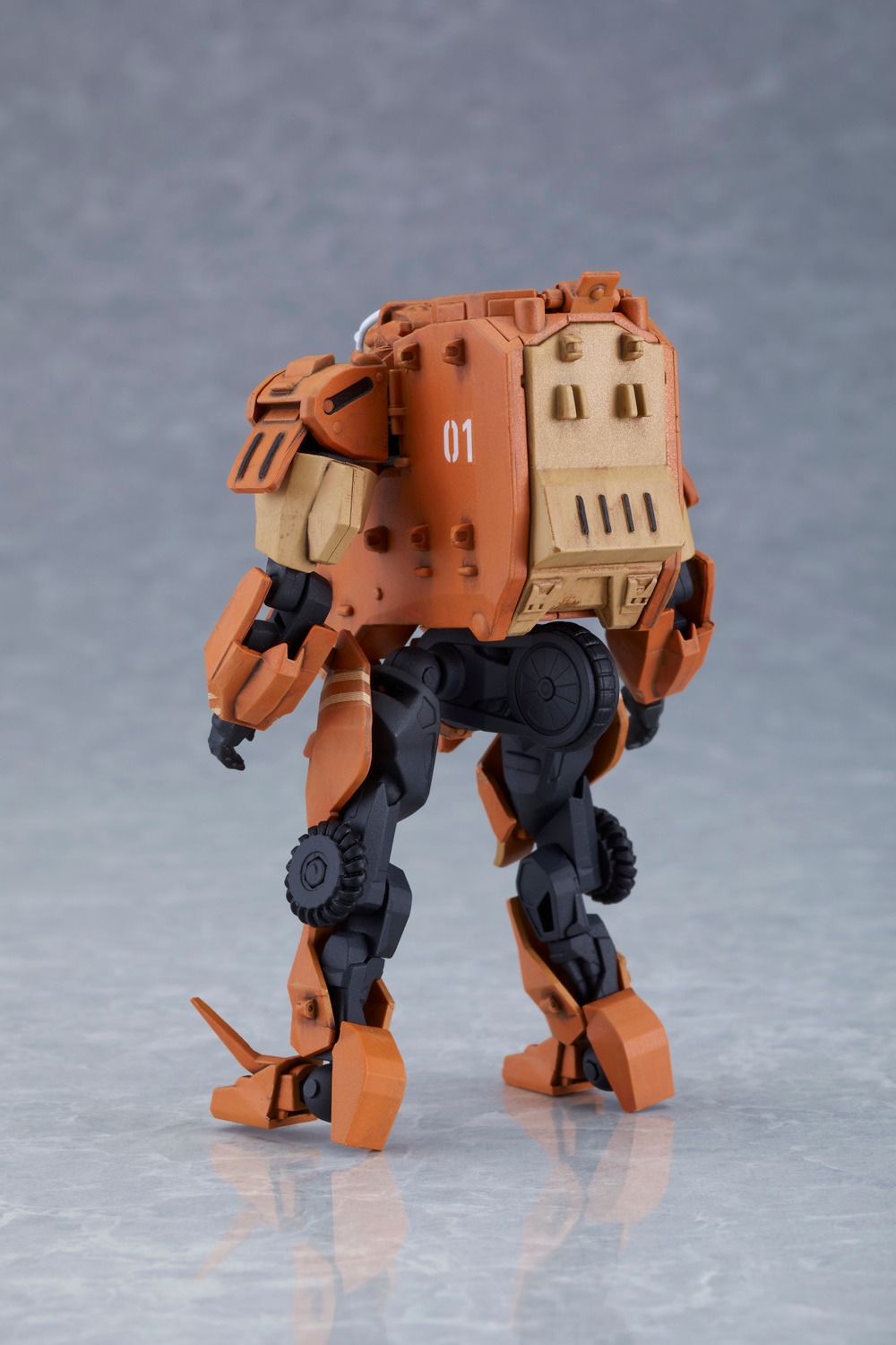 「OBSOLETE Blu-rayコレクターズエディション（初回限定版）」に付属する「プラスチックモデル MODEROID 1/35 アメリカ海兵隊試作エグゾフレーム『ガビアル』」。