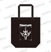 「花の詩女 ゴティックメード」をモチーフにしたトートバッグ。